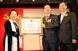 CONTINUE TO WRITE THE 20-YEARS STORY OF KINH DO 2378 Thumb