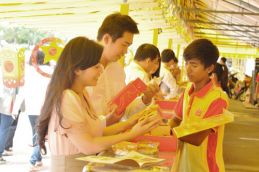 Thị trường trung thu vào cao điểm hút hàng 2527 Thumb