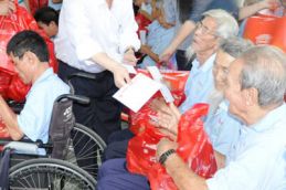 KINH ĐÔ VỚI CÁC HOẠT ĐỘNG VÌ CỘNG ĐỒNG – XUÂN QUÝ TỴ 2013 1334 Thumb