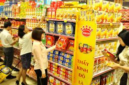 Sôi động thị trường bánh kẹo Tết 2384 Thumb